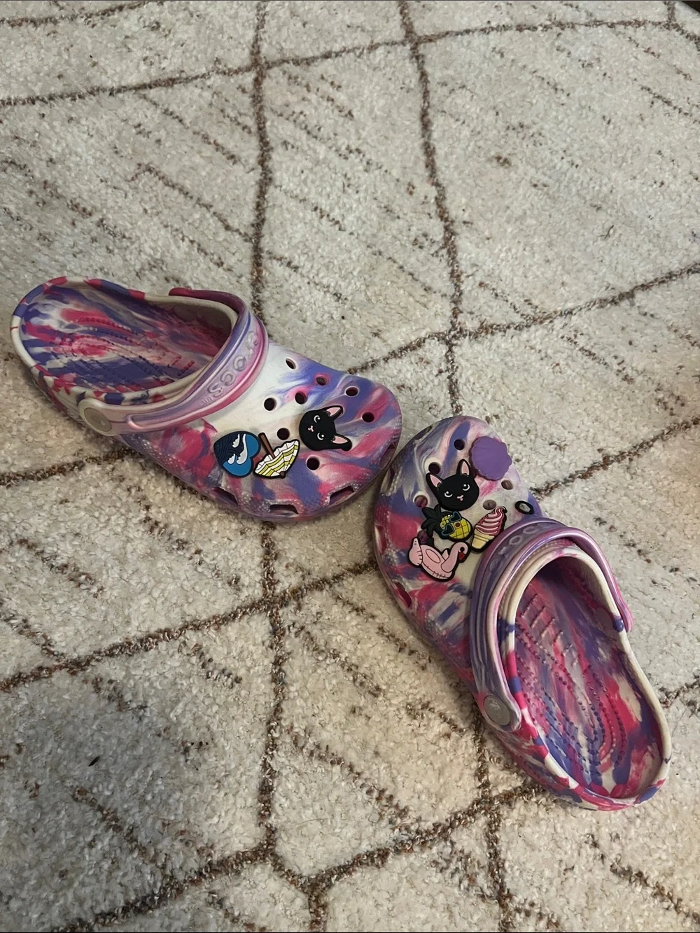 CROCS Kids Pink Purple Swirl Clog Sandals with Fun Charms